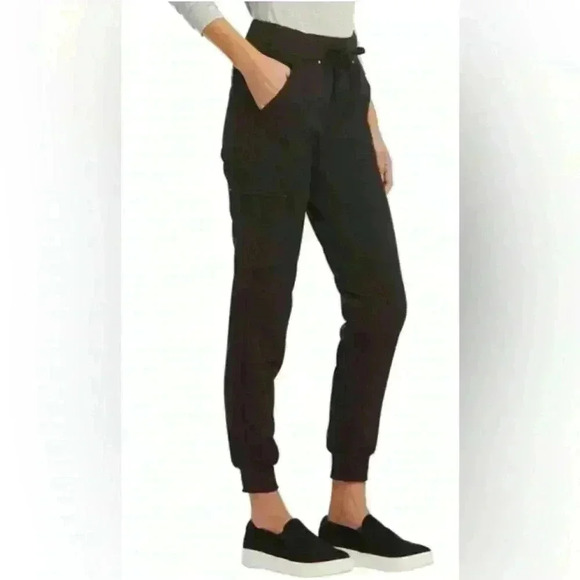 Scrubstar Ultimate Crisscross V-Neck Top & Yoga Cargo Joggers Size XS Black NWT - Picture 16 of 16